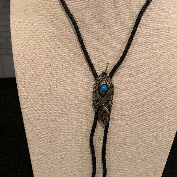 Men’s Western Bolo Necklace in Antique Bronze Tone with Faux Turquoise Stone - Picture 8 of 11